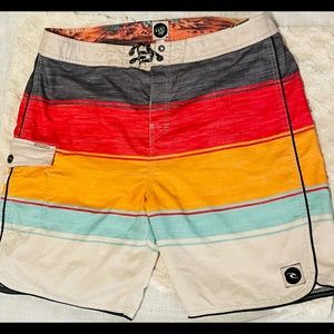 Never worn! Men’s Rip-Curl board shorts Sz.36
